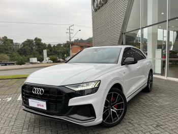 audi q8 perf.black 3.0 tfsi quat. s-tr.(hib.)